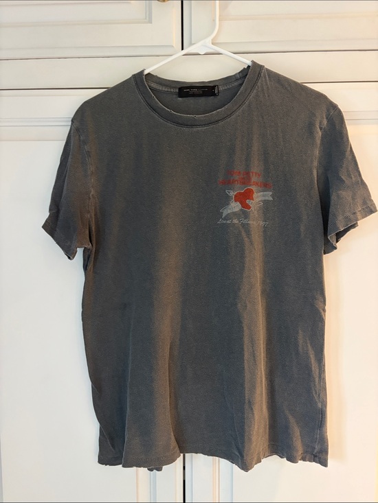 Junk Food Clothing Tops - Junk Food Clothing - Tom Petty & The Heartbreakers Gray Tee